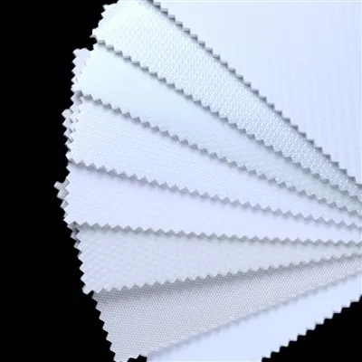 Как изменяется материал мяча с течением времени?